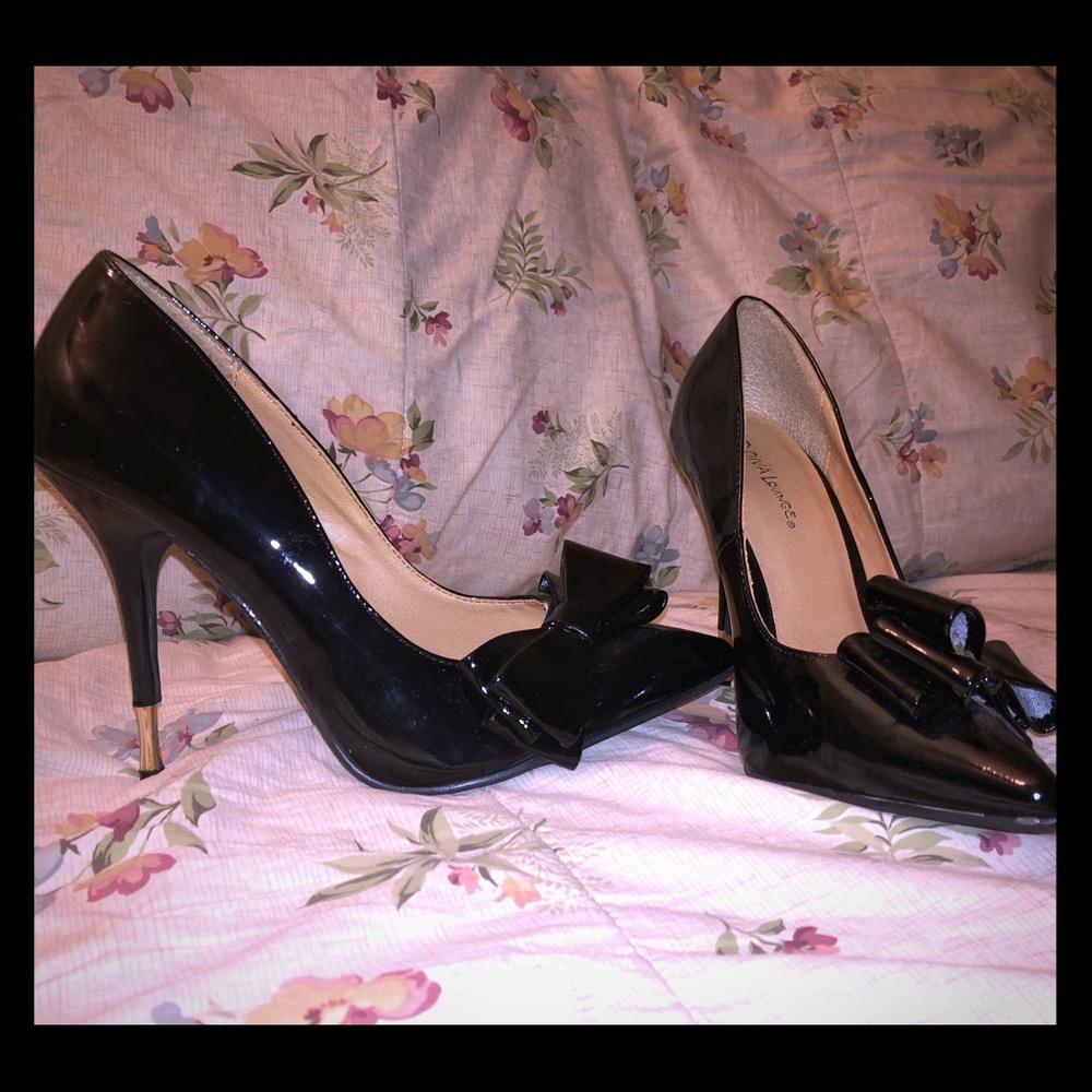 Black stiletto heels